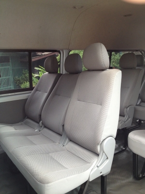 ขายรถตู้  TOYOTA  COMMUTER  หลังคาสูง  ปี 2007  รถบ้านเจ้าของขายเอง
