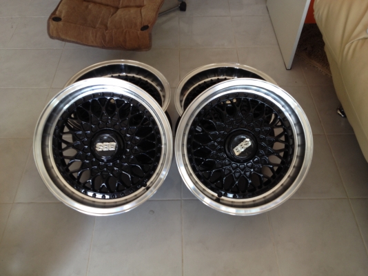 ขายล้อ BBS ขอบ 15x7 ET0 6/139.7 สีดำขอบเงา หล่อดูคลาสิคเลยครับ ขายล้อ BBS ขอบ 15x7 ET0 6/139.7 สีดำขอบเงา หล่อดูคลาสิคเลยครับ