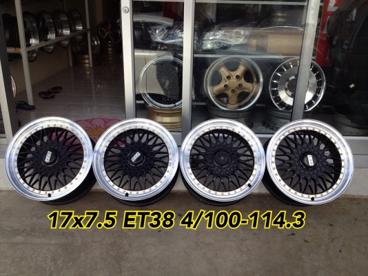 ขายล้อ BBS ขอบ 17x7.5 ET38 4/100-114.3 สีดำขอบเงา หมุดทอง สวยมากครับ