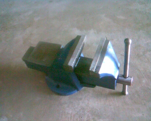 ปากกา 4 นิ้ว + 5นิ้วงานเก่าของเก่าเก็บครับยังไม่ผ่านการใช้งานครับ ขนาด 4 นิ้ว 1300 บาทครับ +ขนาด 5 นิ้ว 1800  บาทครับ ราคานี้คุ้มครับ