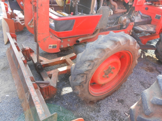 ขายรถไถ KUBOTA M5000 รถสวย สภาพเดิมๆ พร้อมใช้งาน