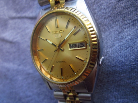 +++++ SEIKO ขอบหยัก 2 กษัตริย์สภาพสวย +++++ +++++ SEIKO ขอบหยัก 2 กษัตริย์สภาพสวย +++++