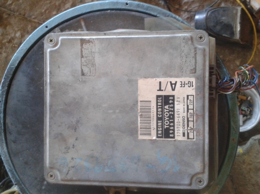 กล่องควบมเคกล่องควบคุมเครื่องยนต์ Toyota 1G A/T