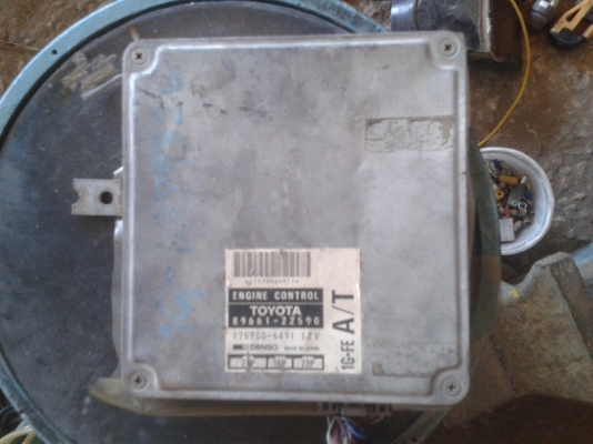 กล่องควบมเคกล่องควบคุมเครื่องยนต์ Toyota 1G A/T