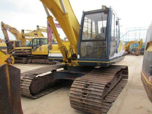 SK200-1YN-15019 KOBELCOรถจอดที่CSนวนครครับ