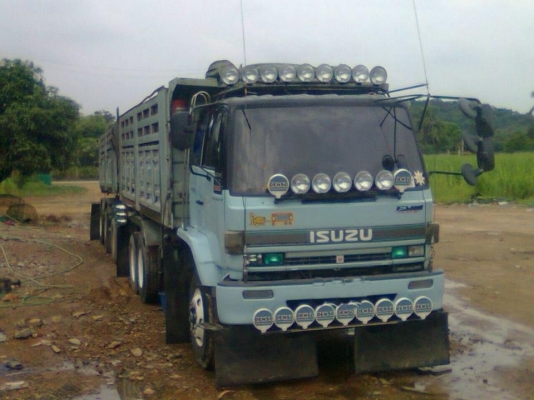 ขายด่วน รถบรรทุกพ่วง 22 ล้อ แม่ลูกดั๊มพ์ กระบะแห้ง  ติดก๊าซ CNG  วางเครื่อง260แรง แม่ปี45  ลูกปี48