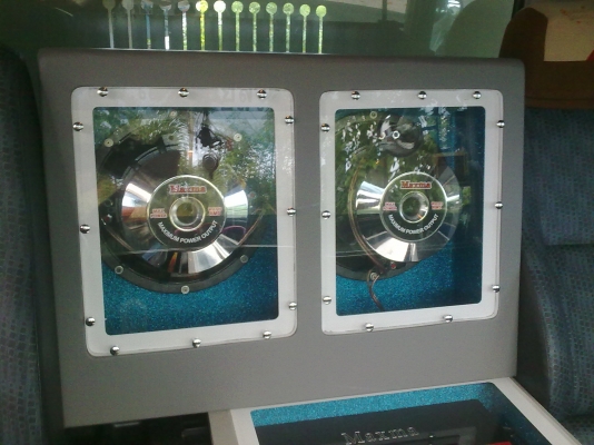 ขาย...เครื่องเสียงหกล้อ ยกชุด