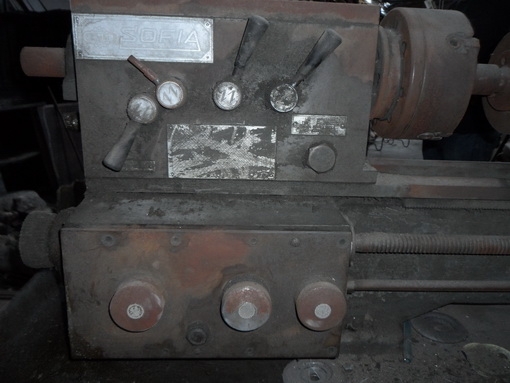 ขายครับขายเครื่องกลึงขนาด 5 ฟุต ยี่ห้อ sofia ผลิตในประเทศ บาวกาเรีย กลึงเพลายันศูนย์ยาว ประมาฯณ 850 มม.