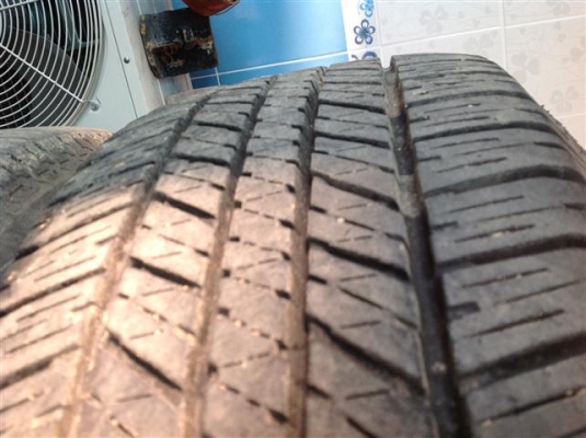 ขายล้อเดิมวีโก้ ขอบ 17 พร้อมยาง ยกชุด 10000 ขายล้อเดิมวีโก้ ขอบ 17 พร้อมยาง ยกชุด 10000