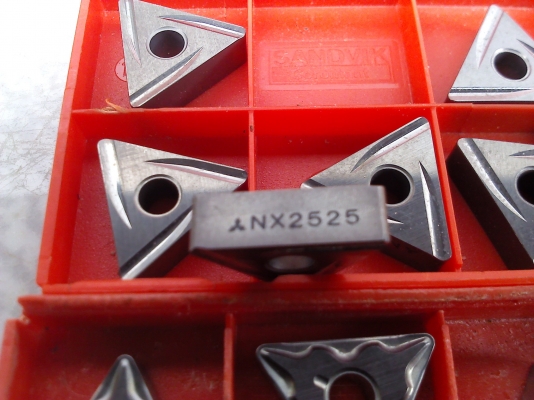 เม็ดมีด Insertของใหม่ แบบต่างๆมีหลายแบบให้เลือกพร้อมใช้งานได้ดี