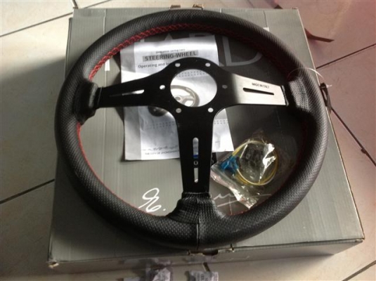 ขายพวงมาลัย NARDI ก้านยก เหมือนกว่านี้ก็แท้แล้ว วงละ 1490