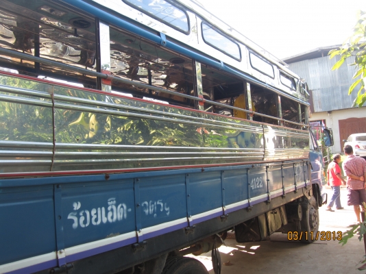 ขายรถโดยสารรับ-ส่งนักเรียน NPR 115 HP ขายรถโดยสารรับ-ส่งนักเรียน NPR 115 HP