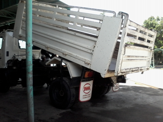 ขายรถ 6 ล้อ รถสวย สภาพดี พร้อมใช้งาน 0819563995