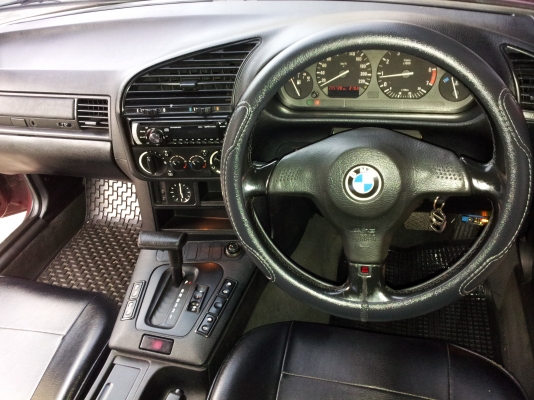 ขายด่วนBMW318ia (4Dr)E36โฉมนกแก้ว เครื่องM43 ติดแก๊สLPGประหยัดมาก
