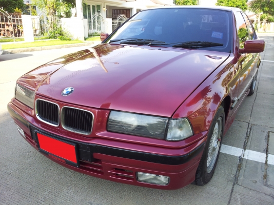 ขายด่วนBMW318ia (4Dr)E36โฉมนกแก้ว เครื่องM43 ติดแก๊สLPGประหยัดมาก
