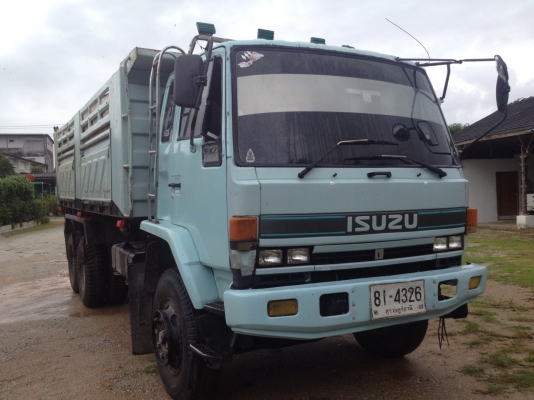 ขายรถสิบล้อ รถสวย สภาพดี พร้อมใช้งาน  0819563995