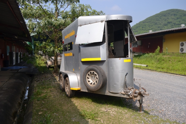 ขาย รถลาก บรรทุกม้า