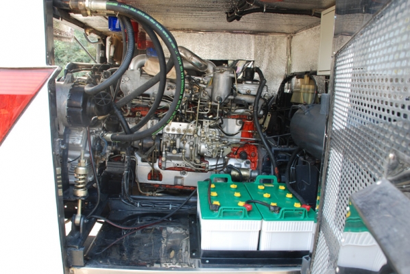 ขายรถบัส 2 ชั้น Isuzu VIP ผ่านเทสเอียงแล้ว