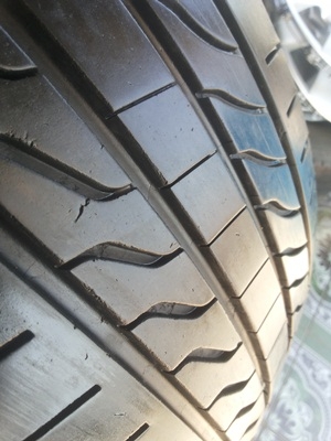 ขายยาง215/60/16 ปี 0813 MICHERLIN PRIMACY 1 ชุด