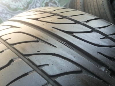 ขายยาง215/60/16 ปี 0712 DUNLOP SP LM703 1 ชุด ขายยาง215/60/16 ปี 0712 DUNLOP SP LM703 1 ชุด