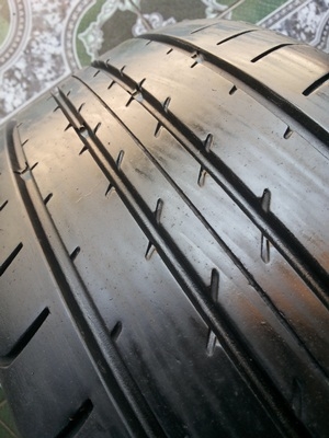 ขายยาง195/45/16 ปี 1212 DUNLOP SP 2050 1 ชุด