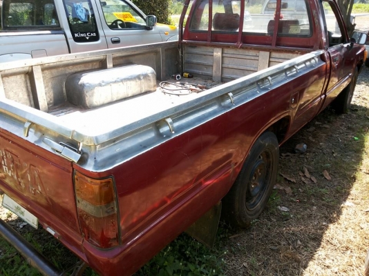 ***ขายแล้วครับขอบคุณ Truck2hand ขายกระบะตอนเดียว เข้าไร่เข้าสวน TOYOTA HERO 2.4 เครื่องเดิมเกียร์เดิม แน่นดี แรง เกียร์ไม่หลุด ช่วงล่างแน่น คัสซีสวยเดิมไม่ผุไม่ดาม กระบะเลสสภาพสวยไม่มีผุ ยางดี4เส้น หัวดีสีสันดี มีตำหนิ แก้มซ้ายหน่อยนึง(ตามรูป) ภายในสวยคอน