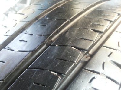 ขายยาง205/70/15 ปี 1212 MICHERLIN AGILIS 1 ชุด