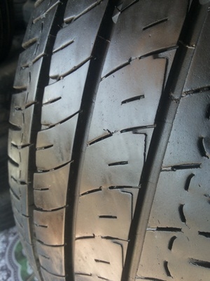 ขายยาง205/70/15 ปี 1212 MICHERLIN AGILIS 1 ชุด