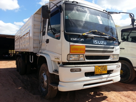 ต้องการขาย ISUZU320Hpปี 49ดั๊ม  แม่เดี่ยว กะบะสามมิตร มีระบบลากจูง