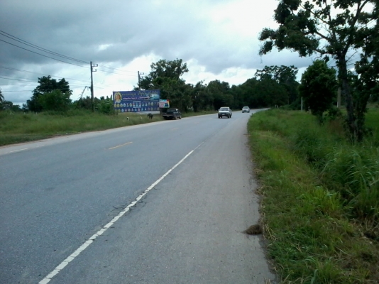 ขายที่ดิน 15ไร่ , 7ไร่ ติดทางหลวง201 กม.13 อ.สีคิ้ว จ.นครราชสีมา