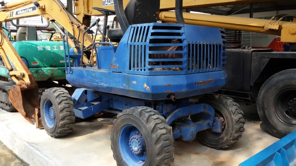 ขาย รถขุดล้อยางเล็ก KOBELCO PC 20-1 ราคา 350,000 โทร 081-8507085 (เอ