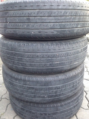 ขายยาง bridgestone ขอบ 15 ปี 2011 ราคา 2200 บาท ขายยาง bridgestone ขอบ 15 ปี 2011 ราคา 2200 บาท