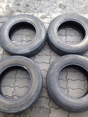 ขายยาง bridgestone ขอบ 15 ปี 2011 ราคา 2200 บาท ขายยาง bridgestone ขอบ 15 ปี 2011 ราคา 2200 บาท