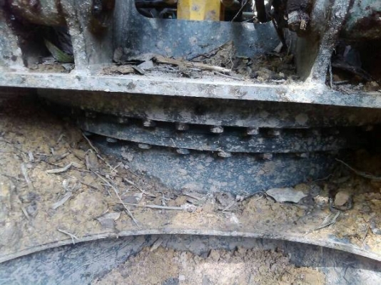 รถแบคโฮ ยี่ห้อ KOBELCO รุ่น SK200-8