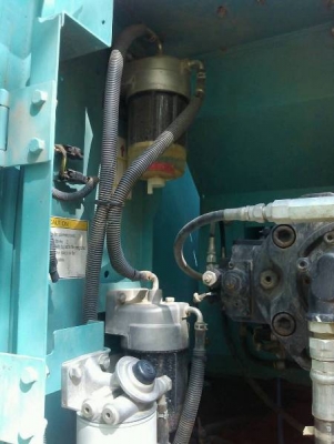 รถแบคโฮ ยี่ห้อ KOBELCO รุ่น SK200-8