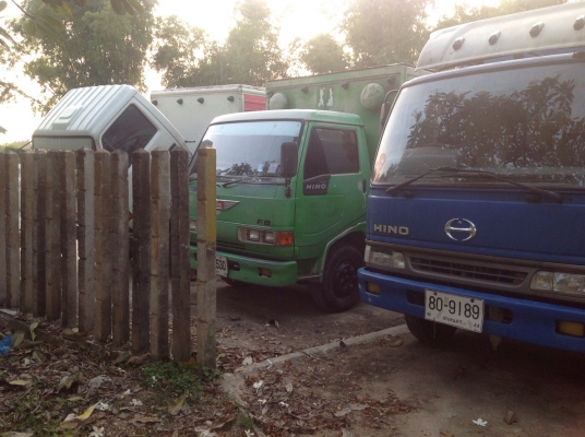 HINO Fb120 รุ่นซูเปอร์เสี่ย พร้อมตู้แห้งห้างแท้ แอร์เย็น ภาษีเต็ม HINO Fb120 รุ่นซูเปอร์เสี่ย พร้อมตู้แห้งห้างแท้ แอร์เย็น ภาษีเต็ม