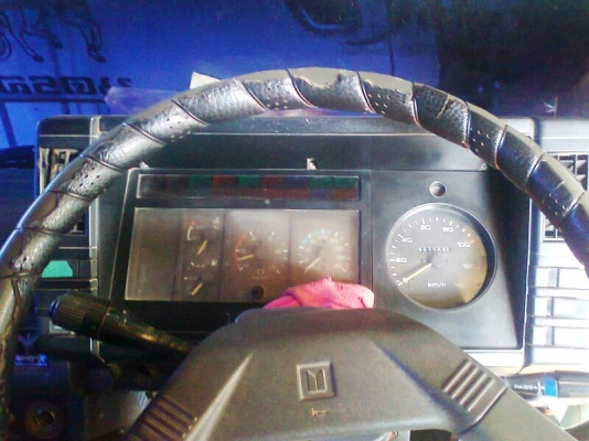 รถสิบล้อ ISUZU ROCKY 195 แรงม้า รถปี 39 รถสวย มีทะเบียน