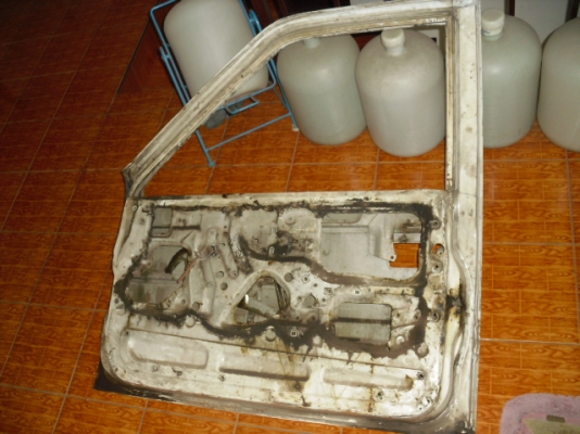 ขายถูกประตูฝั่งคนขับมังกรทองTFRสภาพดีตะเข็บเดิมไม่มีบุบไม่ผุ