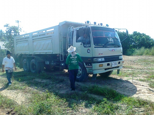 สิบล้อ HINO FM 3H รถปี 38 รถบ้าน ๆ มีทะเบียนครบ ลดราคาเหลือ 1,170,000 หมดเขต 16 พย.56