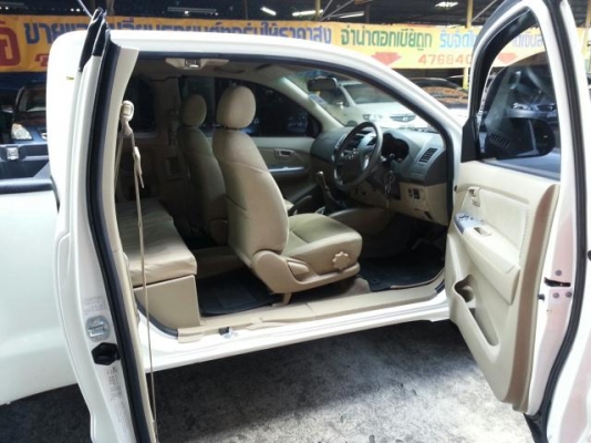ขายด่วน TOYOTA VIGO CHAMP 2.5E SMART CAB 2011 ขายด่วน TOYOTA VIGO CHAMP 2.5E SMART CAB 2011
