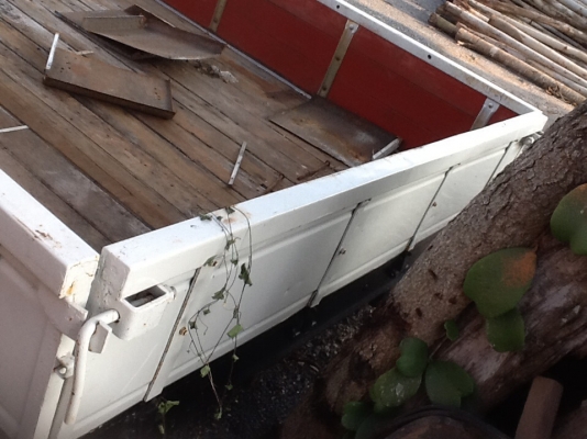 ขายครับกระบะถอดลงจากNPR สวยๆครับพร้อมใช้งาน5เมตร