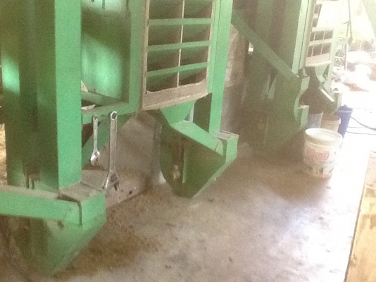 ขายครับ โรงสีขาวขนาด3ลูกหินใช้มอเตอร์25แรงไฟ3เฟรชสภาพยังใหม่ใช้งานดีขาดคนดูแล