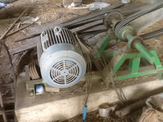 ขายครับ โรงสีขาวขนาด3ลูกหินใช้มอเตอร์25แรงไฟ3เฟรชสภาพยังใหม่ใช้งานดีขาดคนดูแล