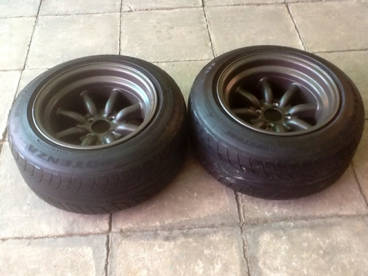 ขายกล้วยWATANABE-TYPE.R 1คู่ครับ