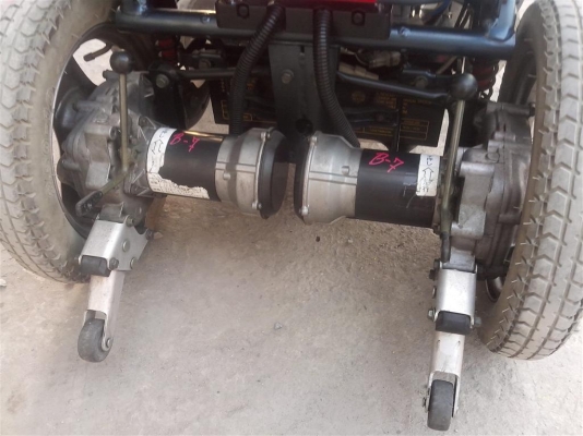 ขายรถเข็น วิลแชร์ไฟฟ้า สำหรับคนพิการและคนชรา ยี่ห้อ SUZUKI นำเข้าญี่ปุ่นราคาถูก (เด็กยังบังคับได้ได้ ขายรถเข็น วิลแชร์ไฟฟ้า สำหรับคนพิการและคนชรา ยี่ห้อ SUZUKI นำเข้าญี่ปุ่นราคาถูก (เด็กยังบังคับได้ได้