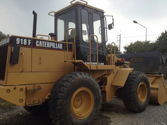 รถตักล้อยาง CATERPILLAR 918F ตู้เก๋งมีแอร์ ยังไม่ต่อแขน