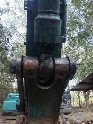 KOBELCO SK200-8