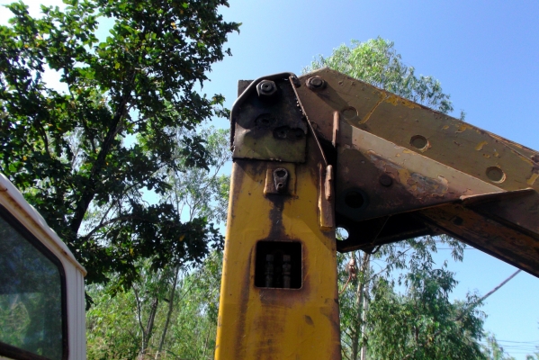 ขายด่วนรถ6ล้อFFเครือง185แรงม้าติดเครน3ตันเบรดทิฟฟี่