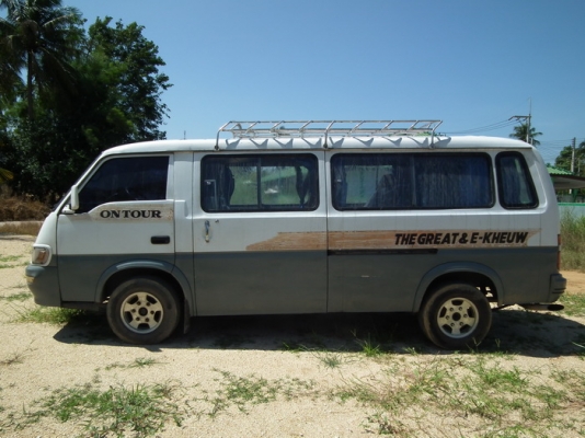 ขายหรือแลกรถเก๋ง ขายหรือแลกรถเก๋ง