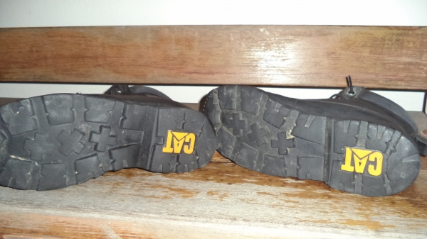 Caterpillar size 44  EUR stock no.wc74177-309 WALKING MACHINES